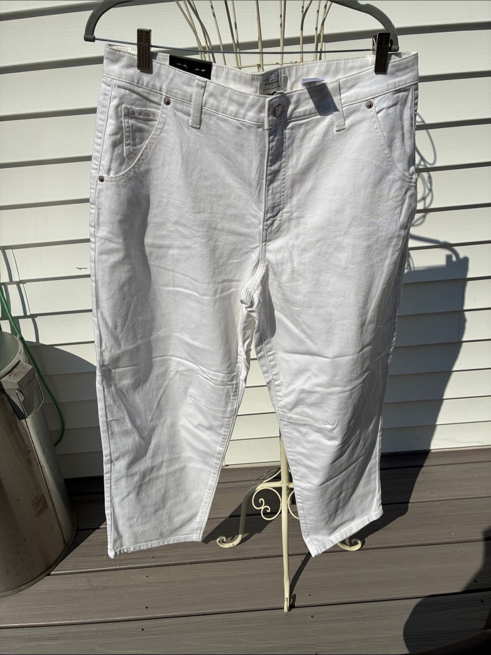 Banana Republic midrise barrel White Denim Jeans - Classic Straight Cut